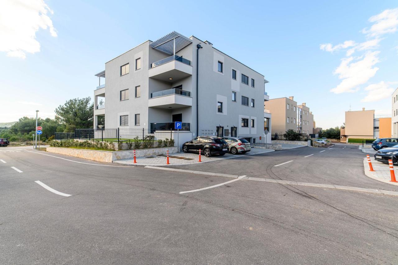 Apartman Ivana Apartment Sibenik Bagian luar foto